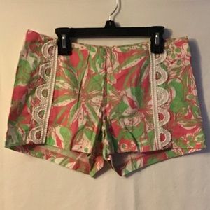 Lilly Pulitzer Liza shorts size 2